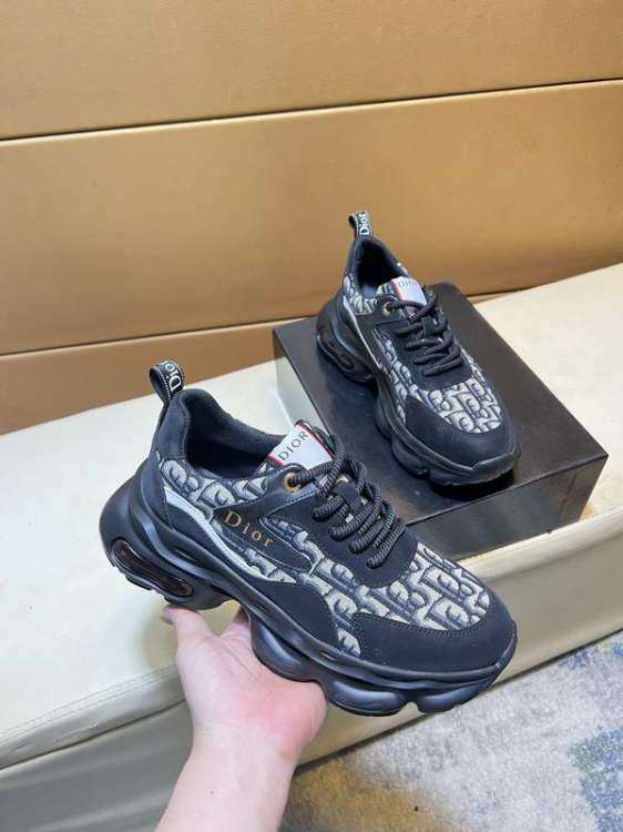 Picture of Louis Vuitton Shoes _SKULVsz38-44hnq111017539